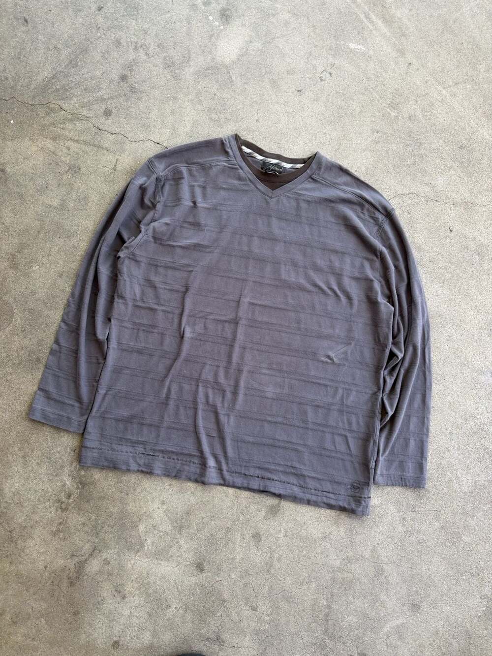 Method Men's Y2K Long Sleeve Striped Textured V-Neck T-Shirt